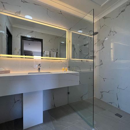 Spa Village Travel Inn Moree Zewnętrze zdjęcie