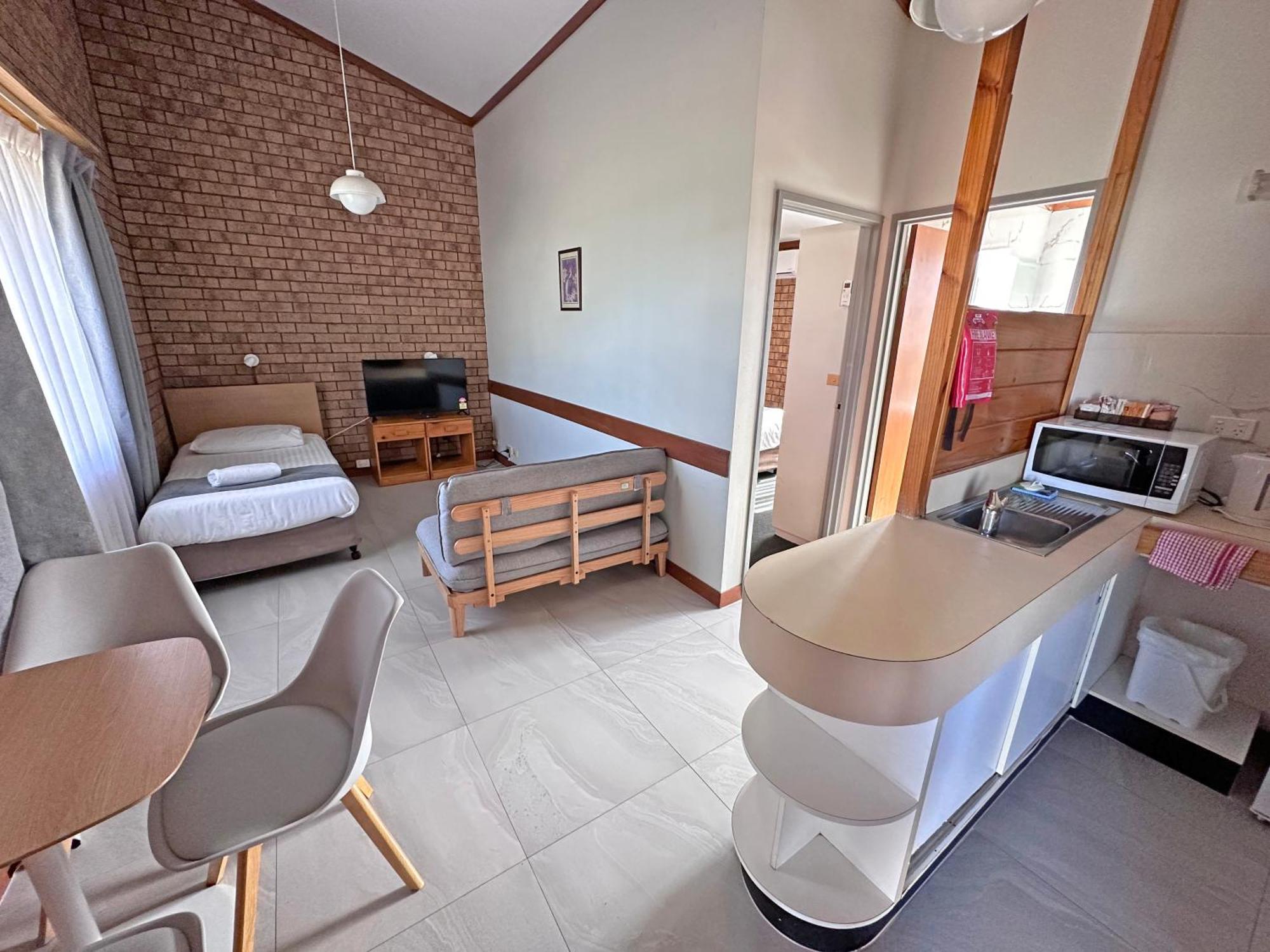 Spa Village Travel Inn Moree Pokój zdjęcie