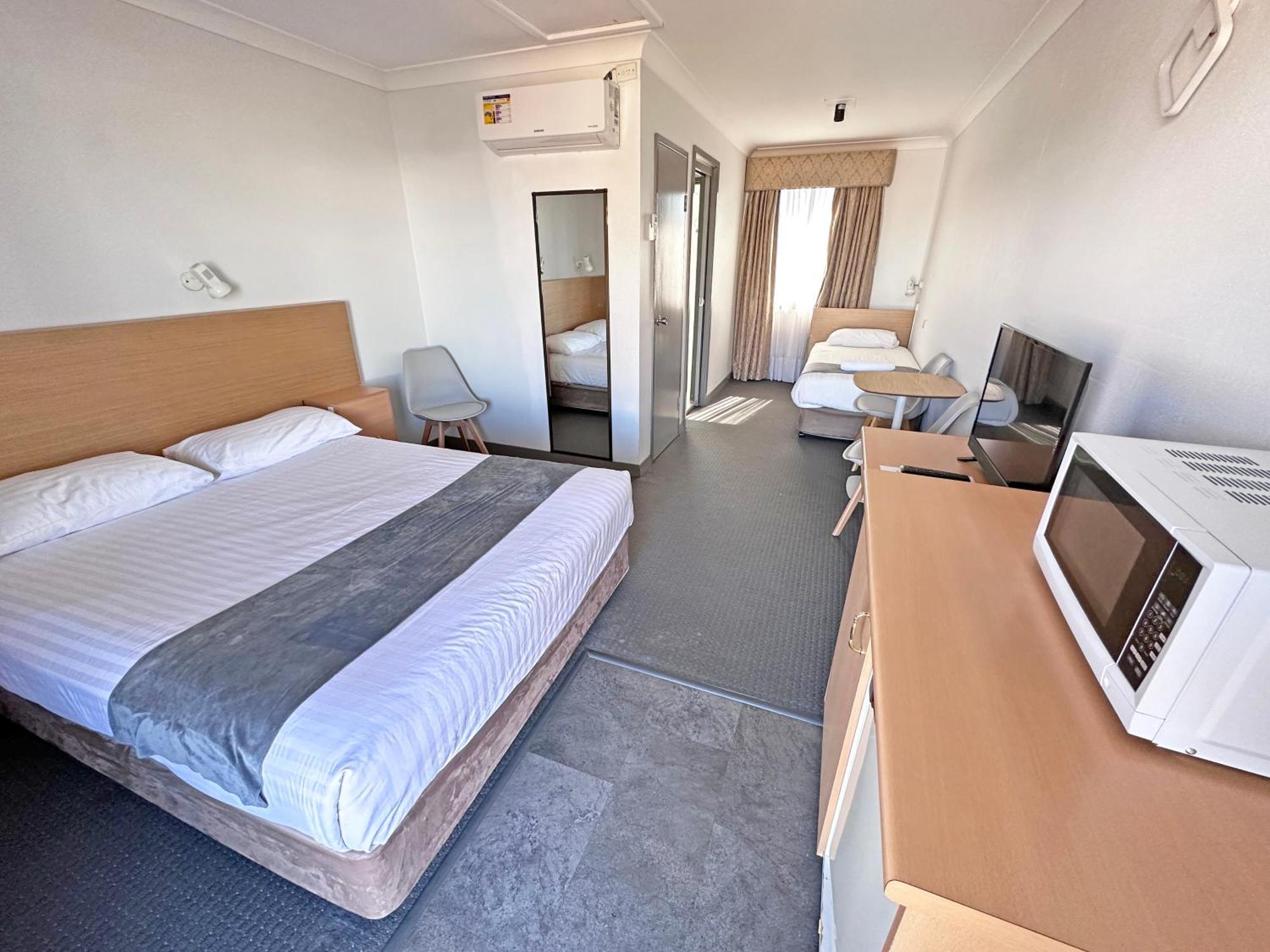 Spa Village Travel Inn Moree Zewnętrze zdjęcie